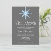 Winter Snowflake Bat Mitzvah Uitnodigingen (Staand voorkant)