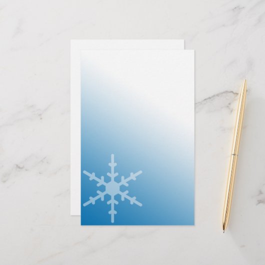 Winter Snowflake Blue Gradient Briefpapier (Voorkant / Achterkant in situ)