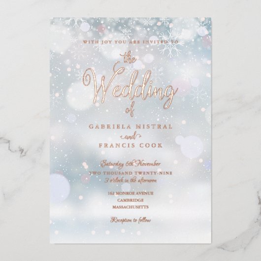 Winter Snowflakes Elegant Script Wedding Folie Uitnodiging (Voorkant)