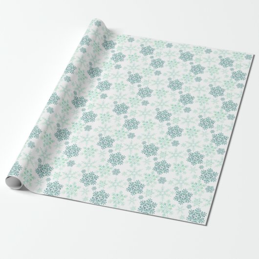 Winter Snowflakes Green Pattern Wrapping Paper Cadeaupapier (Uitgerold)