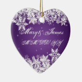 Winter Snowflakes Paarse Elegant Wedding Favor Keramisch Ornament (Rechts)