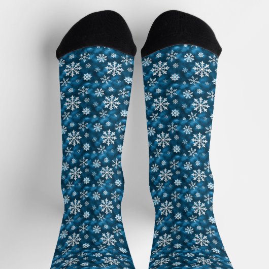 Winter Snowflakes Pattern On Cool Blue Sokken (Top)
