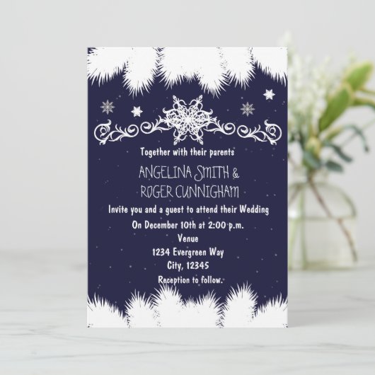 Winter Snowflakes & Pine Tree Huwelijksuitnodiging Kaart (Staand voorkant)