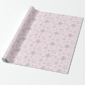 Winter Snowflakes Roze kerstpapier Cadeaupapier (Uitgerold)