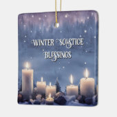 Winter Solstice Yule Kaarsen in de sneeuw Keramisch Ornament (Links)