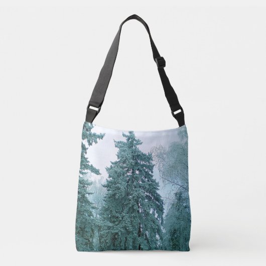 Winter sparboom met sneeuw crossbody tas (Voorkant)