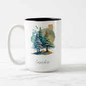 Winter Splendor Pine Gepersonaliseerde Kerstkoffie Tweekleurige Koffiemok (Links)
