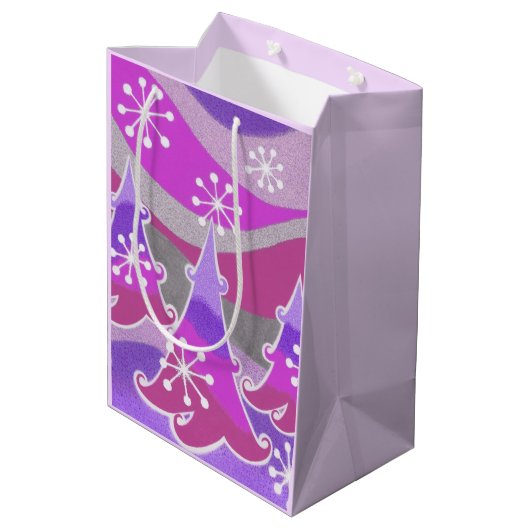 Winter Trees Paarse cadeautas medium (Achterkant Gekanteld)