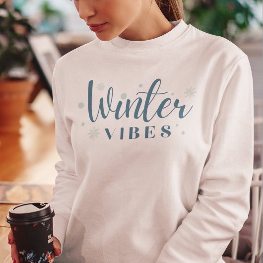 Winter Vibes Snowballen en Snowflakes Trui