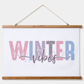 Winter Vibes - zachte pasteltypografie Hangend Wandkleed (Voorkant)