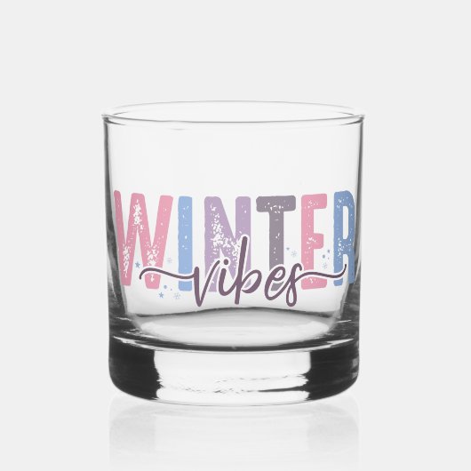 Winter Vibes - zachte pasteltypografie Whisky Glas (Voorkant)