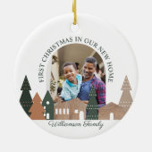 Winter Village Woodgrain First kerstfoto Keramisch Ornament (Achterkant)