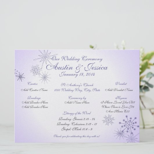 Winter Violet Snowflake Wedding Programme Kaart (Staand voorkant)