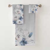 Winter Waterverf Bloemmonogram gepersonaliseerd Bad Handdoek (Insitu)