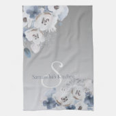 Winter Waterverf Bloemmonogram gepersonaliseerd Theedoek (Verticaal)