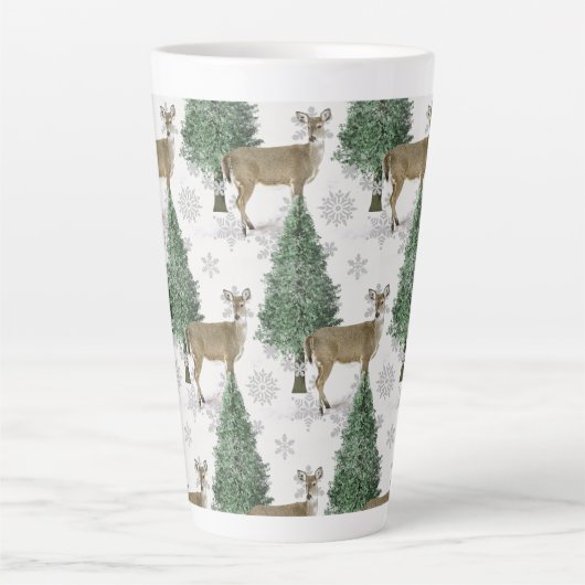 Winter Whitetail Deer met Snowflakes Holiday Home Latte Mok (Voorkant)