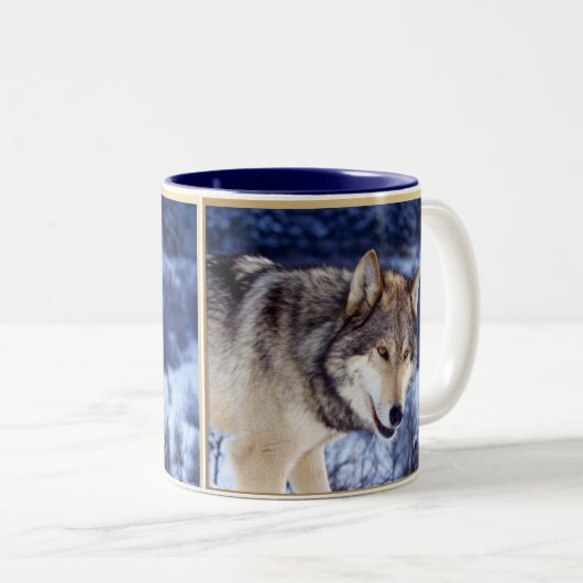 Winter Wolf 2 Tweekleurige Koffiemok (Voorkant rechts)