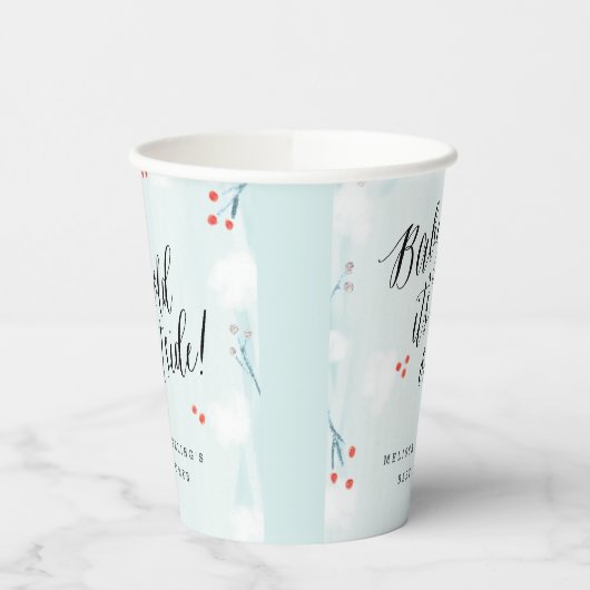 Winter Wonderland Baby Het is koude buitenkant Papieren Bekers (Links)