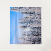 Winter Wonderland Pine Trees in sneeuw Wandkleed (Voorkant)