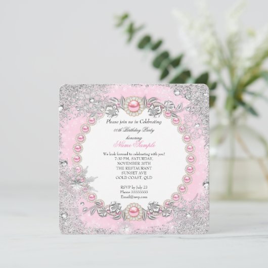 Winter Wonderland Roze Pearl Snowflake Birthday Kaart (Staand voorkant)