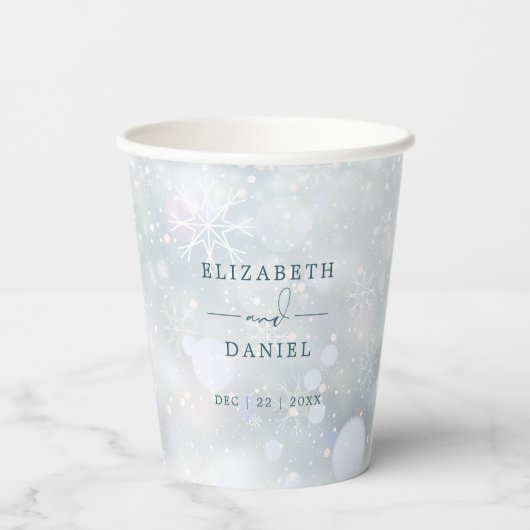 Winter Wonderland Sneeuwbruiloft Papieren Bekers (Achterkant)