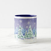 Winter Wonderland Sneeuwscène Pine Trees Coffee Cu Tweekleurige Koffiemok (Center)
