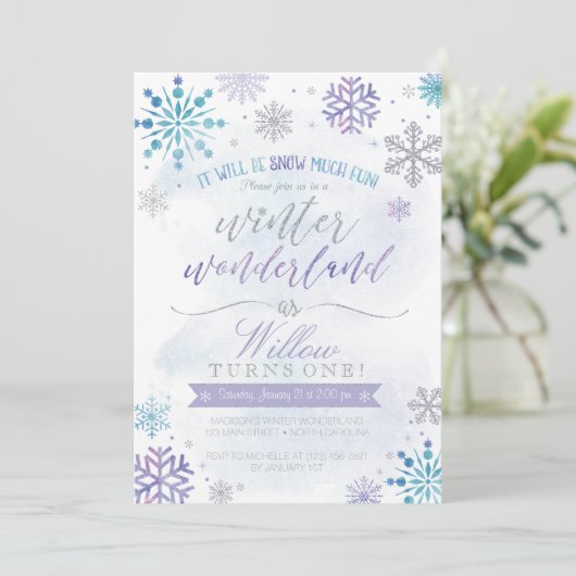 Winter Wonderland Snowflake Birthday Uitnodiging (Staand voorkant)