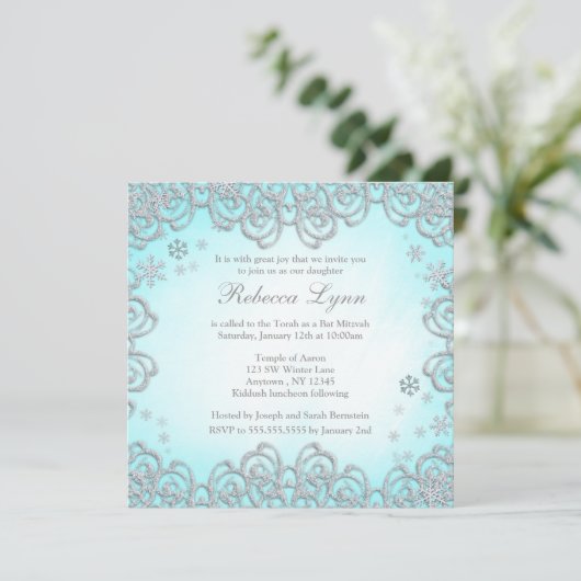 Winter Wonderland Swirl Snowflakes Bat Mitzvah Kaart (Staand voorkant)
