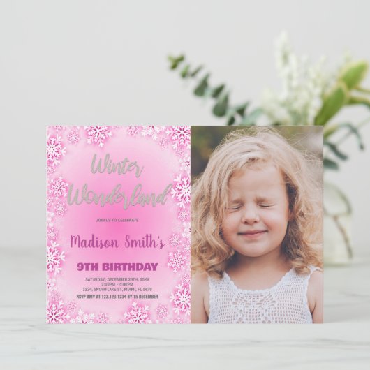 Winter Wonderland Verjaardag Uitnodigingen Roze Fo (Staand voorkant)
