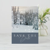 Winter Wonderland Woodland Sneeuwscript Bruiloft Save The Date (Staand voorkant)