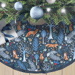 Winter Woodland Blue/Gold ID785 Kerstboom Rok<br><div class="desc">Dit oorspronkelijke patroon van de boomrok kenmerkt een oog-opvallend kleurenpalet in schaduwen van blauw en goud. Het verfijnde karakter van dit ontwerp is niet alleen voor kinderen of Kerstmis; het wonderland van de winter van dieren en bladeren geeft dit patroon een modern, hedendaags model. Waterverf afbeeldingen omvatten herten, vossen en...</div>