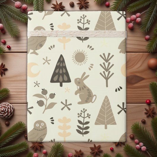 Winter Woodland Whimsy, Christmas Bunny en Uil Cadeaupapier