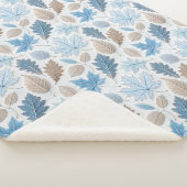 Winterbladeren bedekt met delicate vorst sherpa deken (3/4)