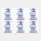 Winterblauw, wit en rood gnomen inpakpapier vel (Voorkant)