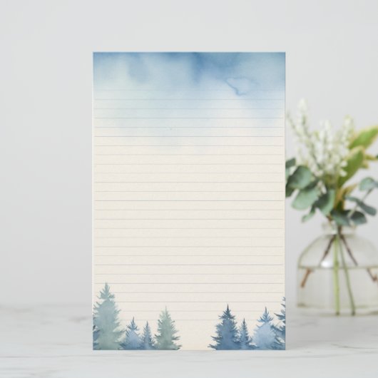 Winterblauwe dennenbomen bekleed briefpapier (Staand voorkant)