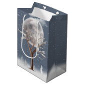 Winterboom met een moon- en boomgaard medium cadeauzakje (Voorkant Gekanteld)