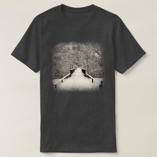 Winterbos met sneeuw t-shirt (Design voorkant)