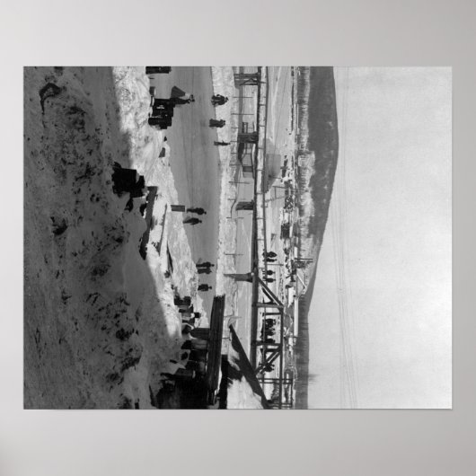 Winterbrug over de rivier bij Fairbanks Poster (Voorkant)