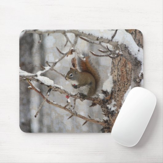 Wintereekhoorn, sneeuw- en rode kerstontwerpen muismat (Met muis)