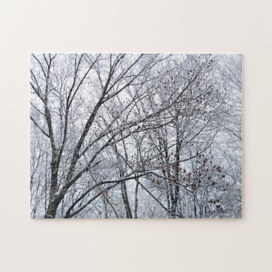 Winterfoto met sneeuwbedekte eik legpuzzel (Horizontaal)