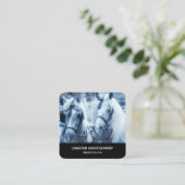 Winterfoto van het schitterende paard vierkante visitekaartje (Staand voorkant)