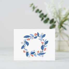 Winterkrans. Blauwe bladeren en rode bessen Briefkaart