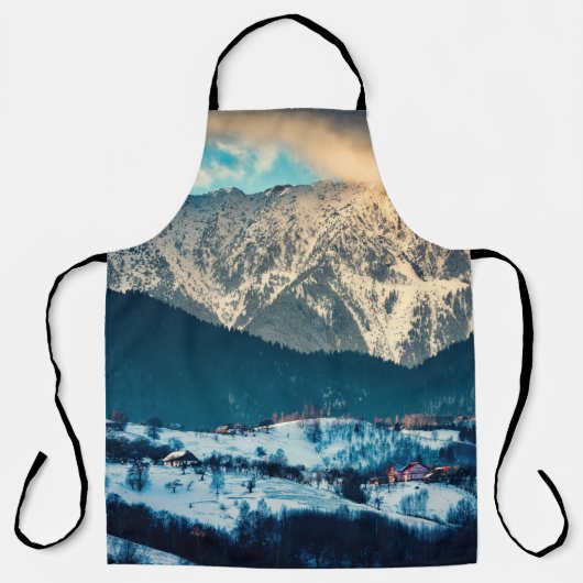 Winterlandschap in het Karpatische gebergte. Bran, Schort (Voorkant)