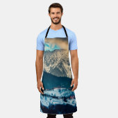 Winterlandschap in het Karpatische gebergte. Bran, Schort (Gedragen)