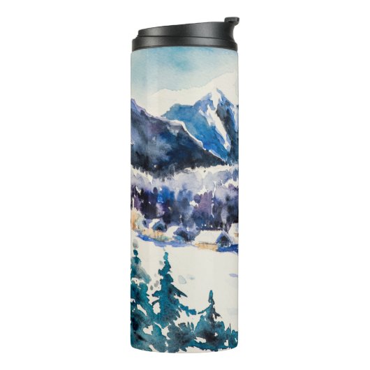 Winterlandschap met bergdorp bedekt met thermosbeker (Gedraaid links)