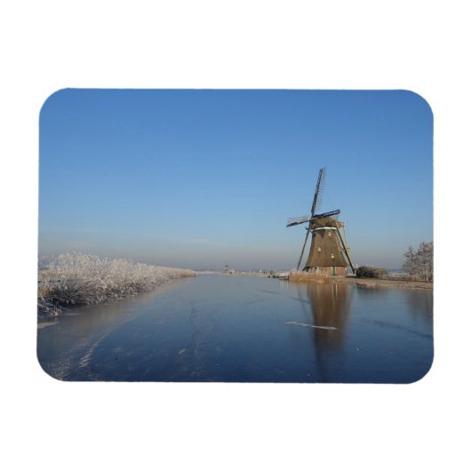 Winterlandschap met windmolen en ijs magneet (Horizontaal)