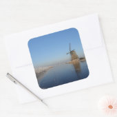 Winterlandschap met windmolen en ijs vierkante sticker (Envelop)