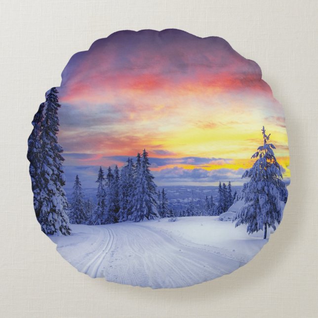 Winterlandschap Rond Kussen (Voorkant)