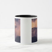 Wintermist in vallei bij zonsondergang van Morton Mok (Midden)