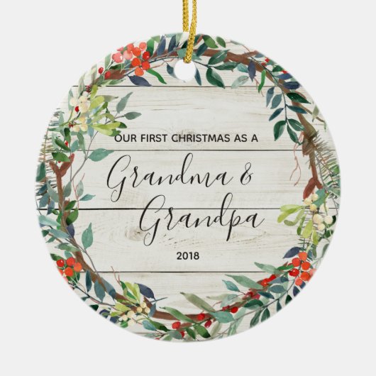 Winteroma en opa 1e kerstversiering keramisch ornament (Voorkant)